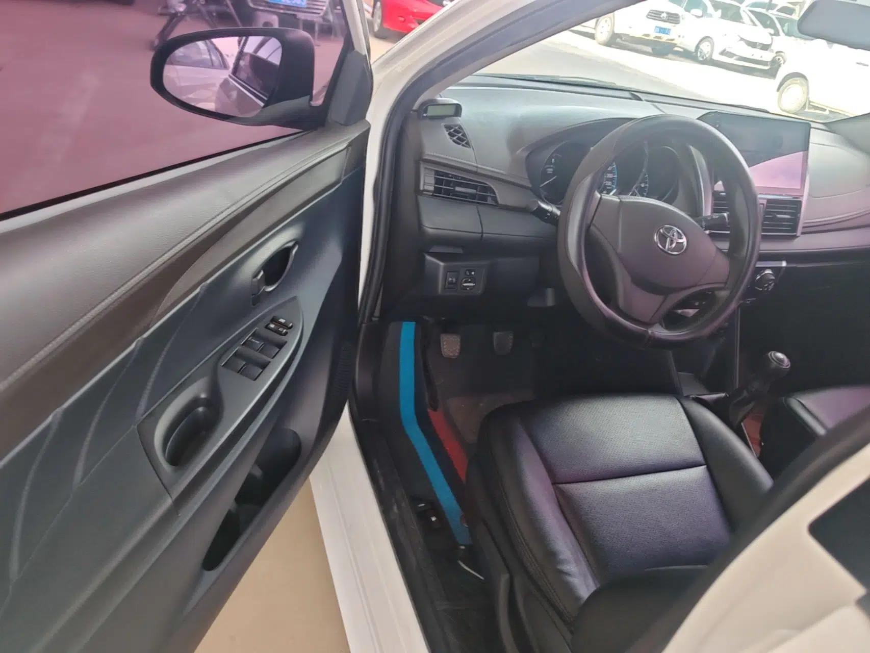 Toyota Vios 2014 1.3L Manual Xiang Edition — миниатюра 18