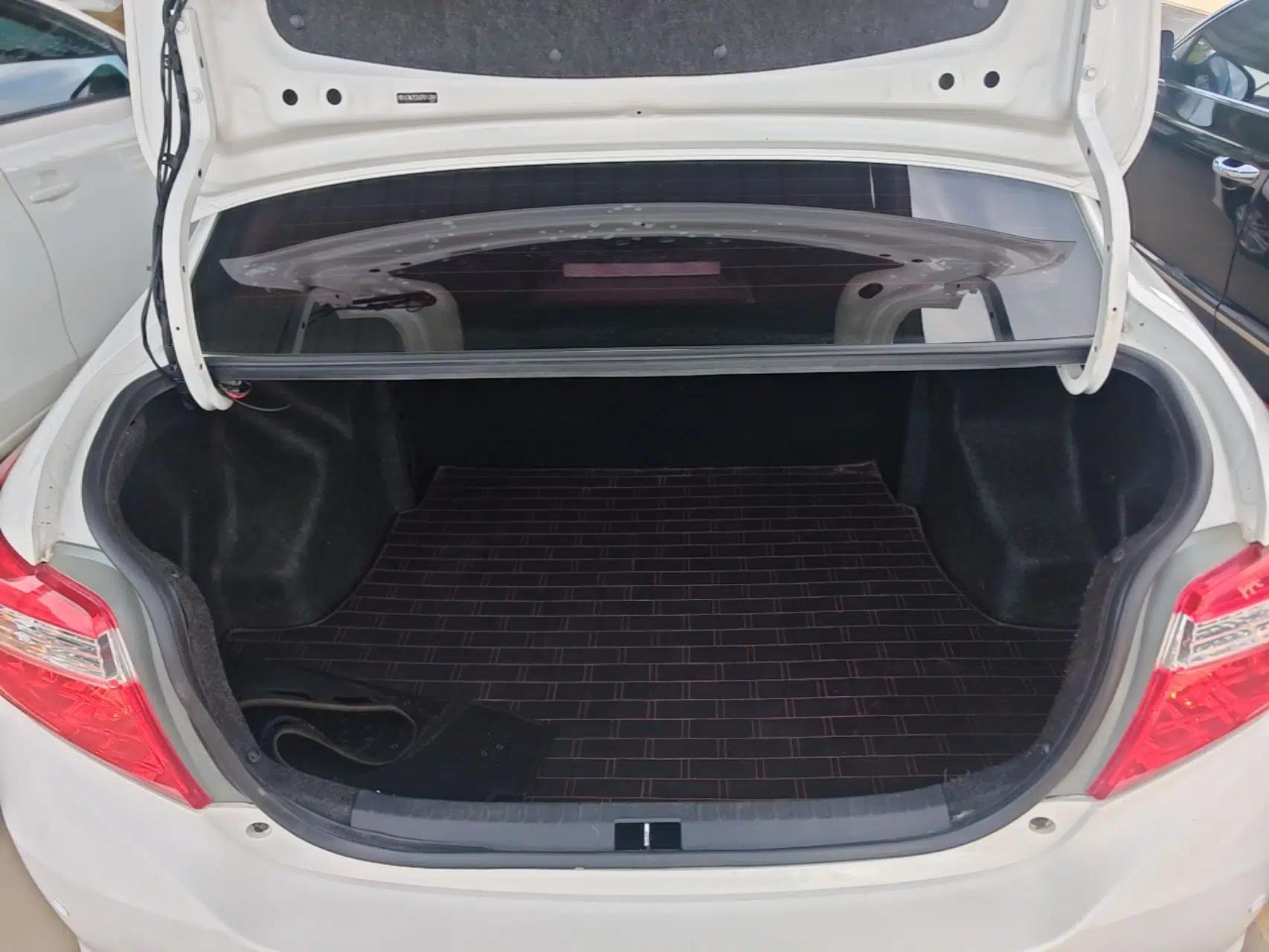 Toyota Vios 2014 1.3L Manual Xiang Edition — миниатюра 22
