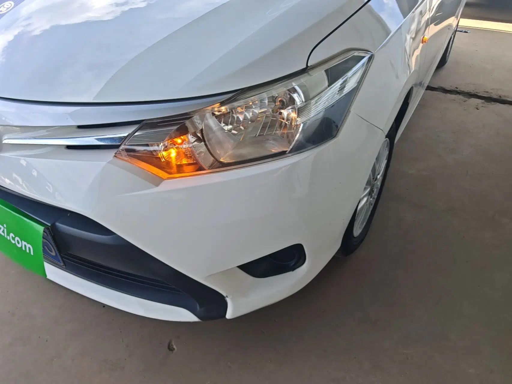 Toyota Vios 2014 1.3L Manual Xiang Edition — миниатюра 8