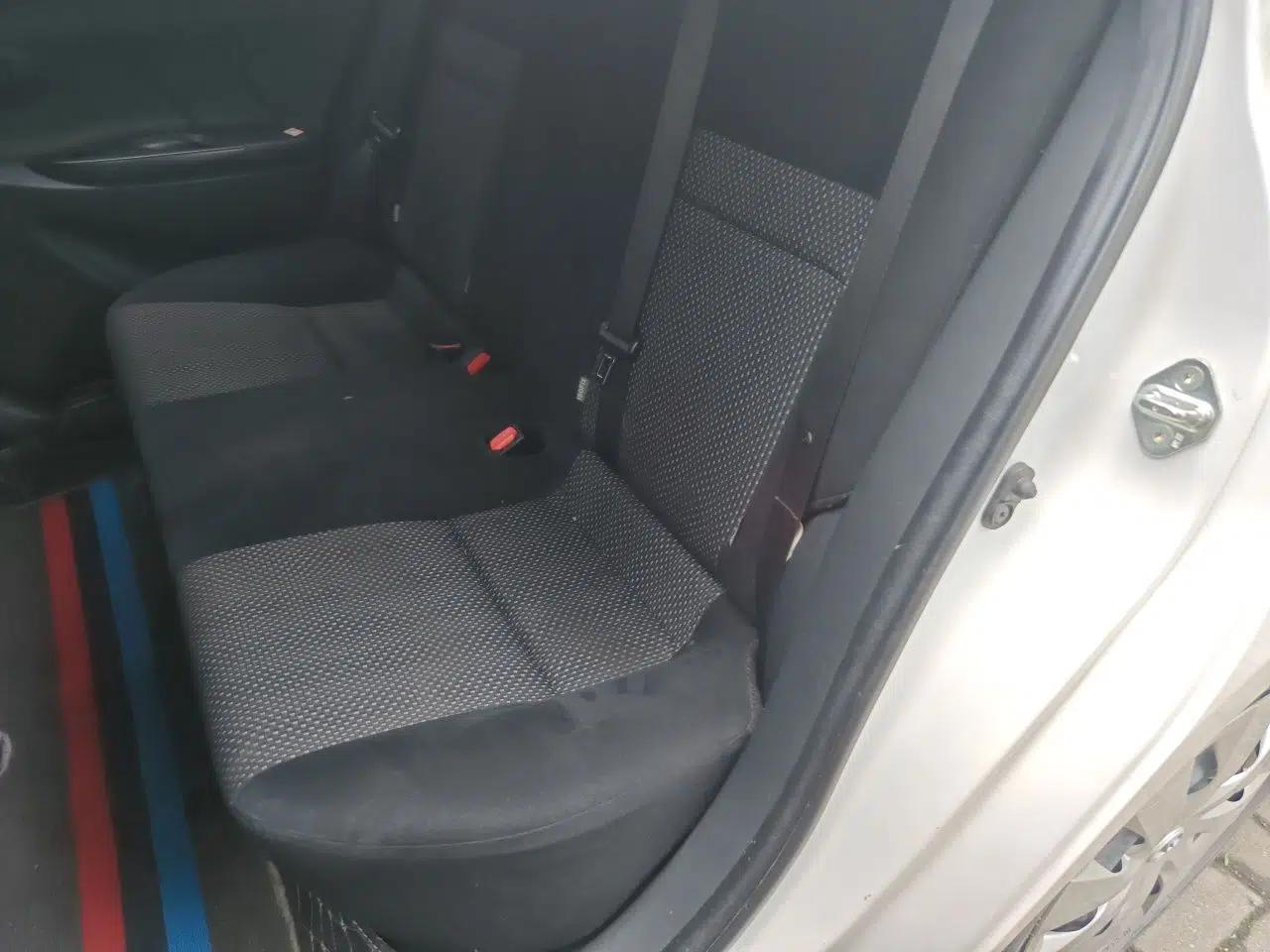 Toyota Vios 2019 1.5L CVT Innovation Edition — миниатюра 17