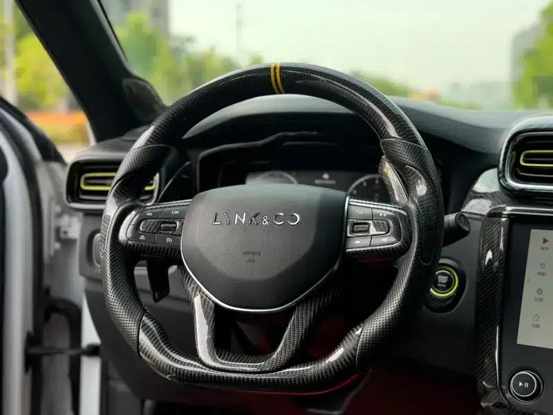 Lynk & Co 03 2019 1.5TD DCT Sport Edition — миниатюра 11