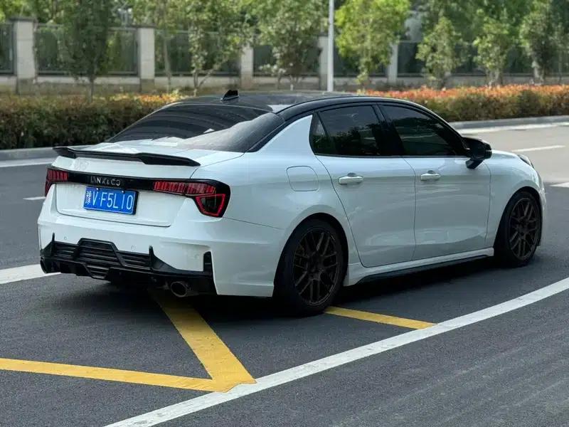Lynk & Co 03 2019 1.5TD DCT Sport Edition — миниатюра 6