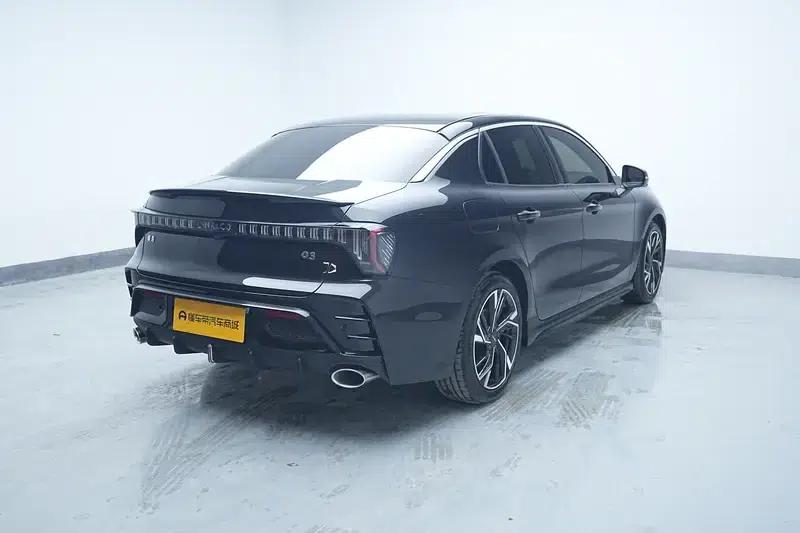 Lynk & Co 03 2025 1.5TD DCT Champion Edition Pro — миниатюра 7