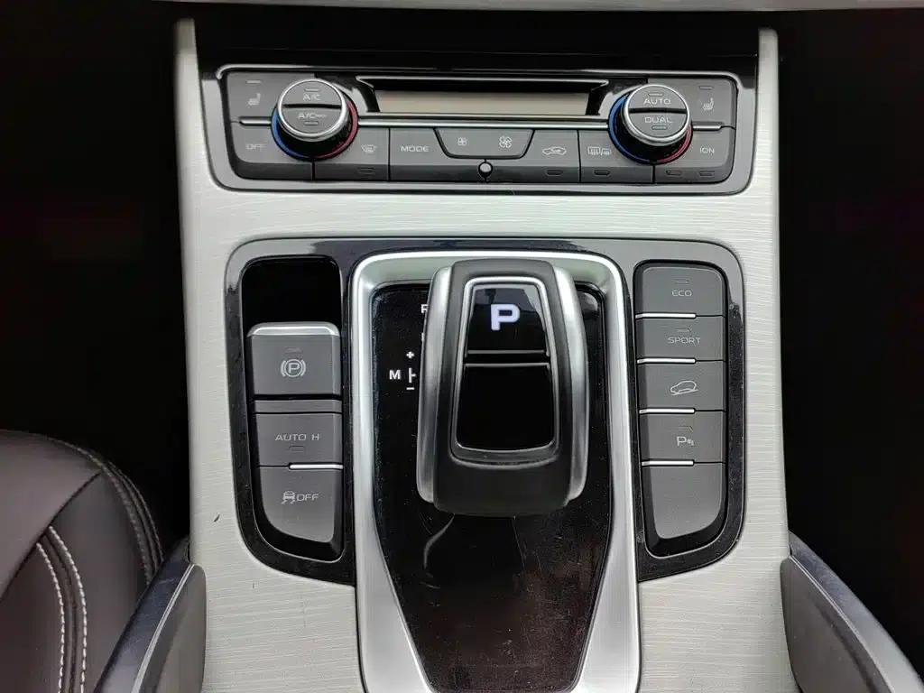 Geely Boyue 2020 1.8TD DCT 2WD Intelligent Connected 4G Edition — миниатюра 13