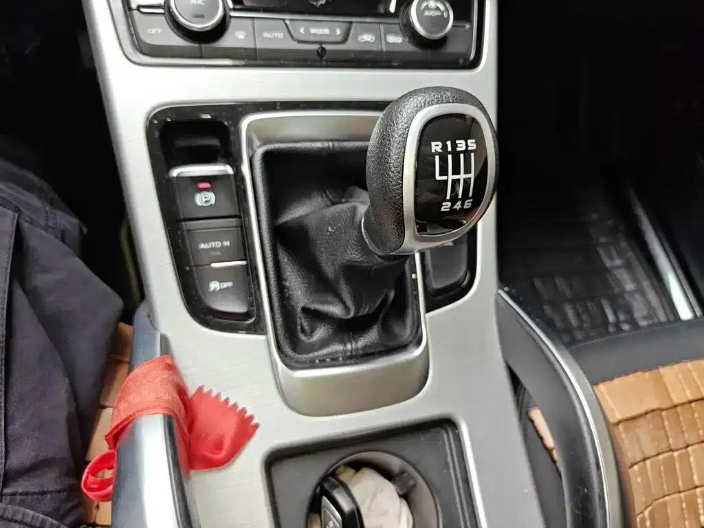 Geely Boyue 2016 2.0L Manual Smart Edition — миниатюра 11