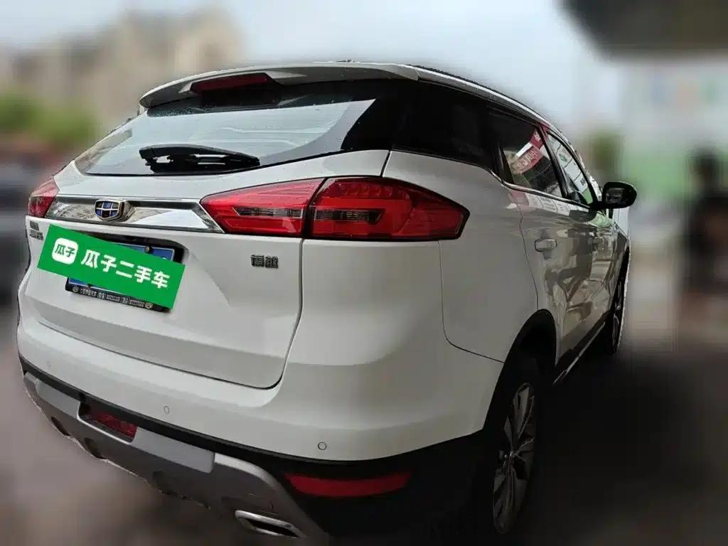 Geely Boyue 2016 2.0L Manual Smart Edition — миниатюра 5