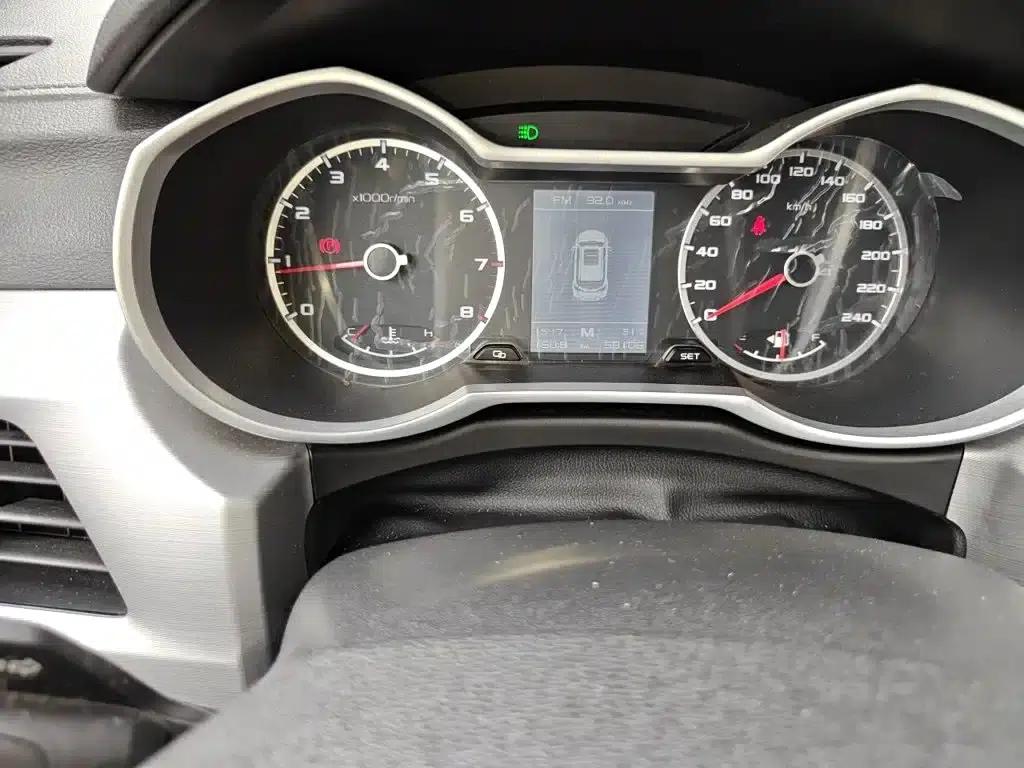 Geely Boyue 2016 2.0L Manual Smart Edition — миниатюра 9