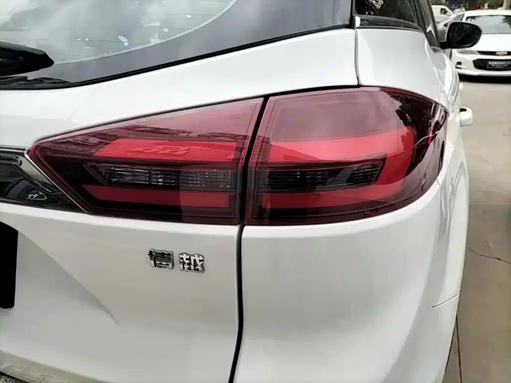 Geely Boyue 2018 1.8TD Automatic 2WD Intelligent Connected 4G Edition — миниатюра 8