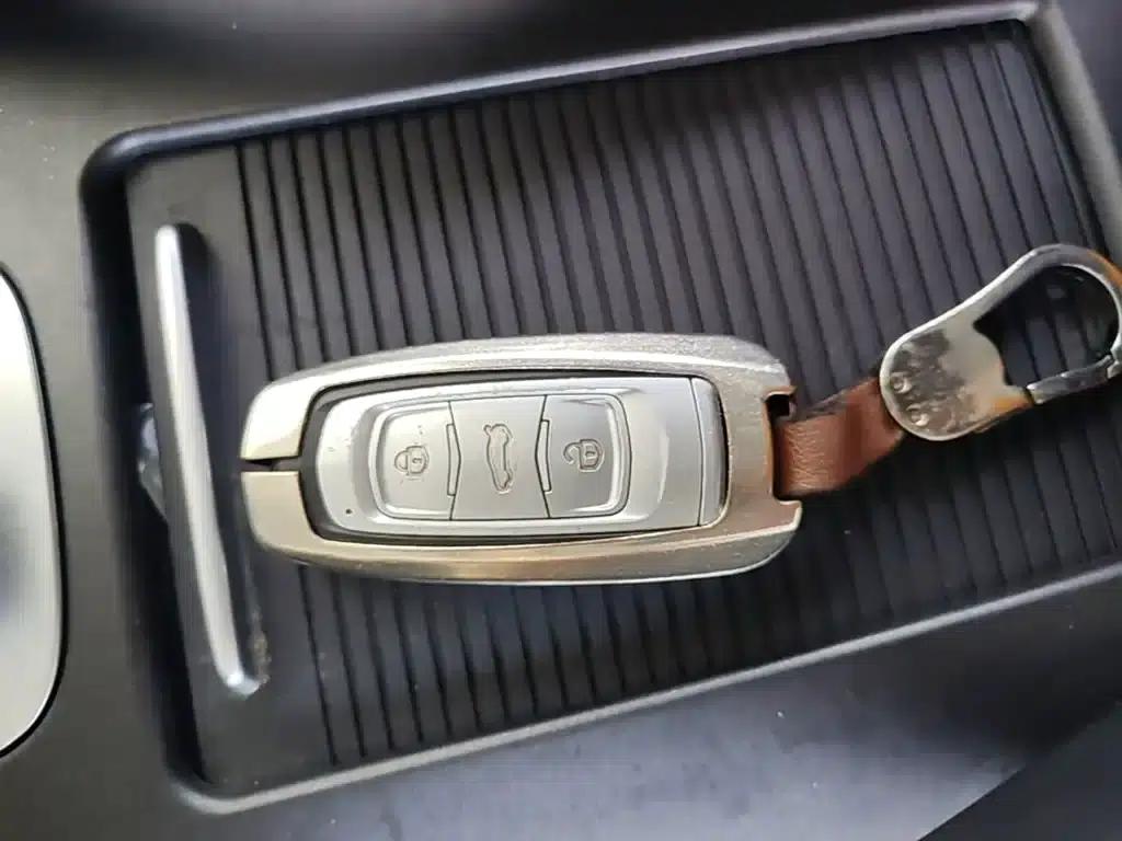 Geely Boyue 2021 Million Edition 1.8TD DCT 2WD Luxury — миниатюра 9