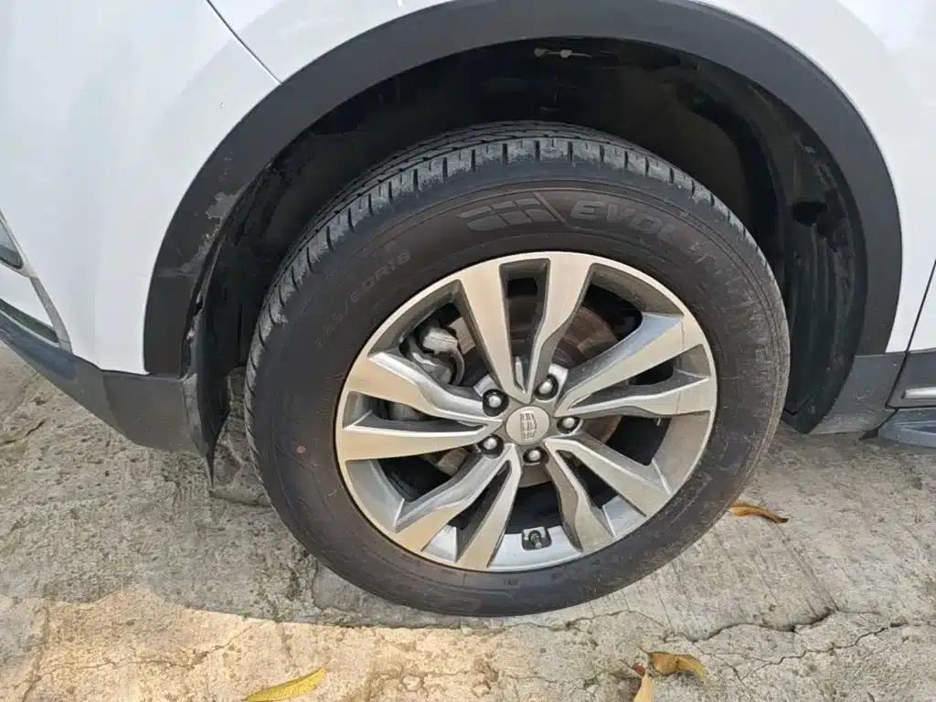 Geely Boyue 2016 1.8TD Automatic 4WD Supreme Edition — миниатюра 23