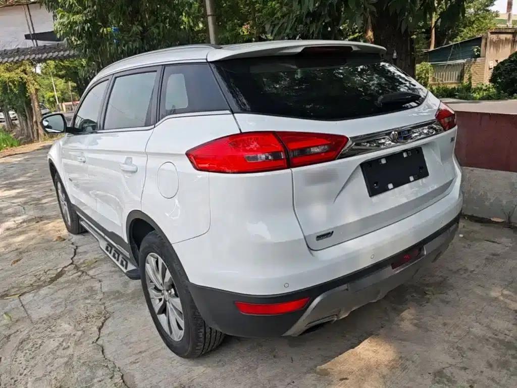 Geely Boyue 2016 1.8TD Automatic 4WD Supreme Edition — миниатюра 5