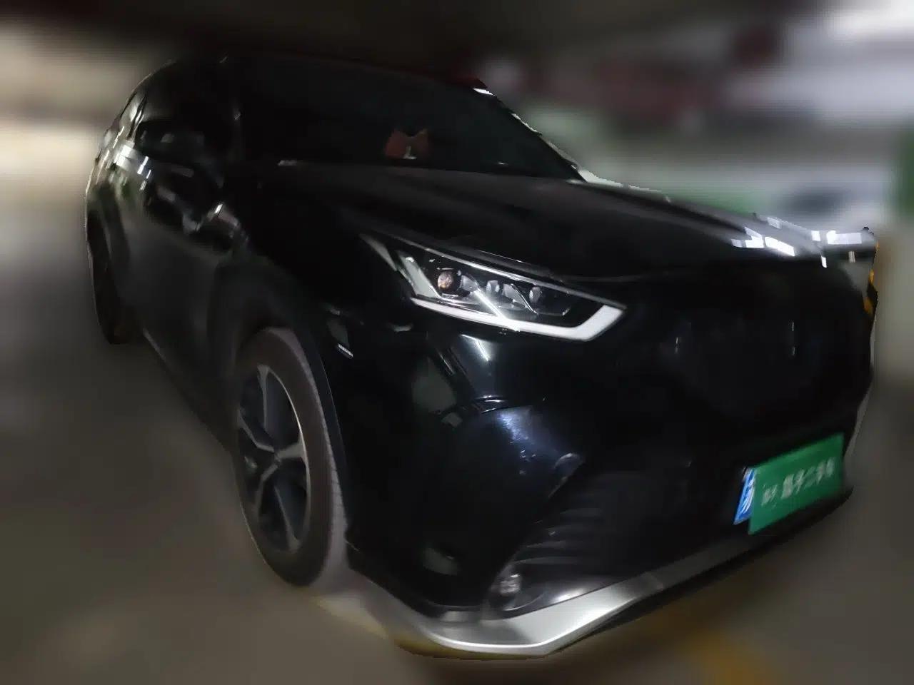 Toyota Crown Kluger 2022 2.5L HEV Four-Wheel Drive Premium Edition — миниатюра 3