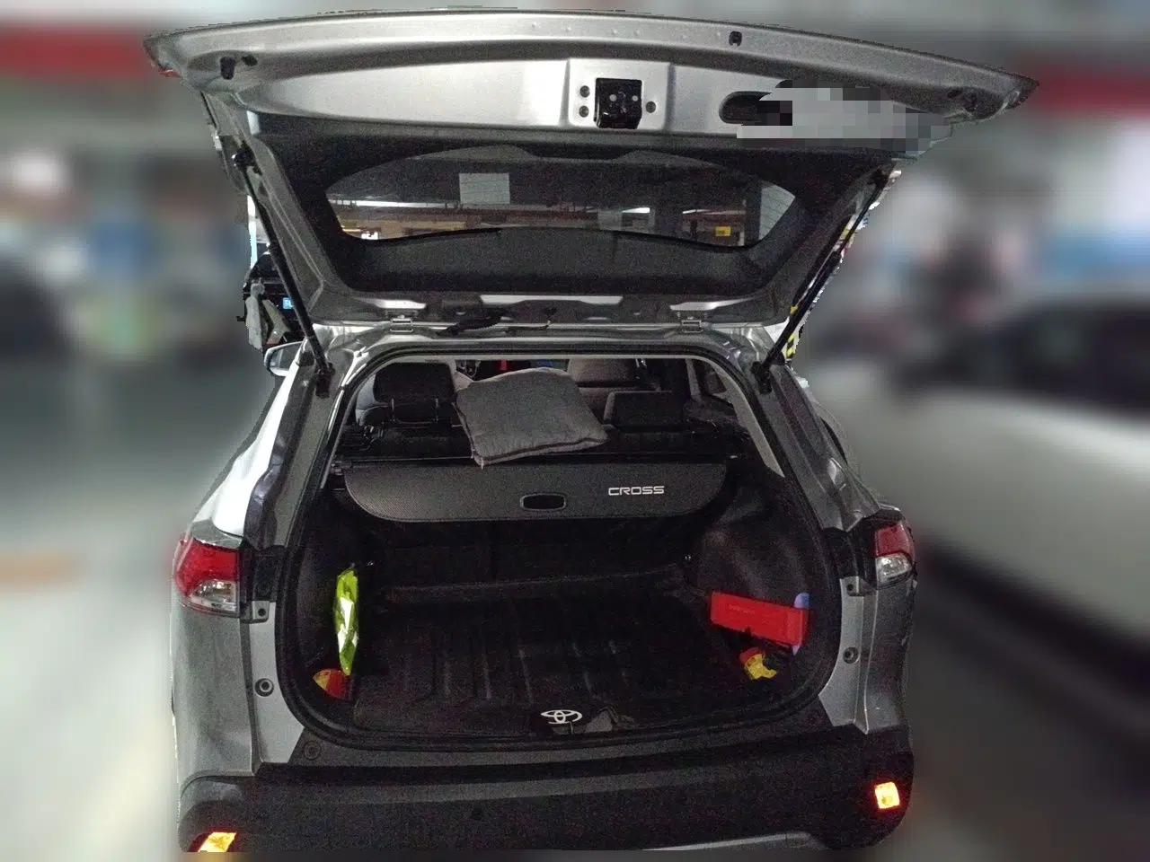 Toyota Corolla Cross 2024 2.0L Elite Edition — миниатюра 16