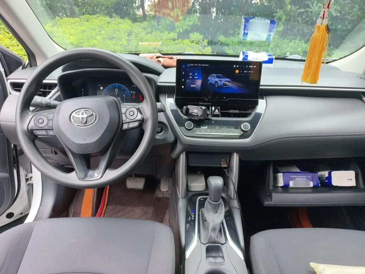 Toyota Corolla Cross 2023 2.0L Elite Edition — миниатюра 9