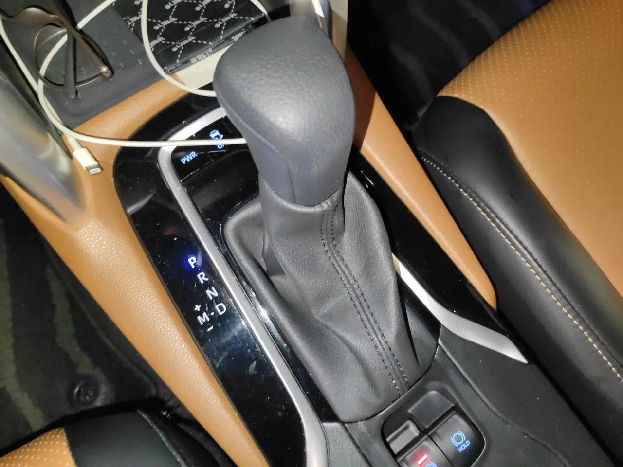 Toyota Corolla Cross 2022 2.0L Luxury Edition — миниатюра 14