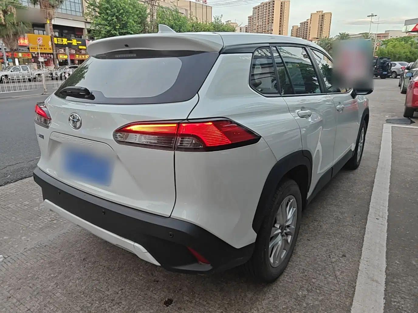 Toyota Corolla Cross 2022 2.0L Luxury Edition — миниатюра 6