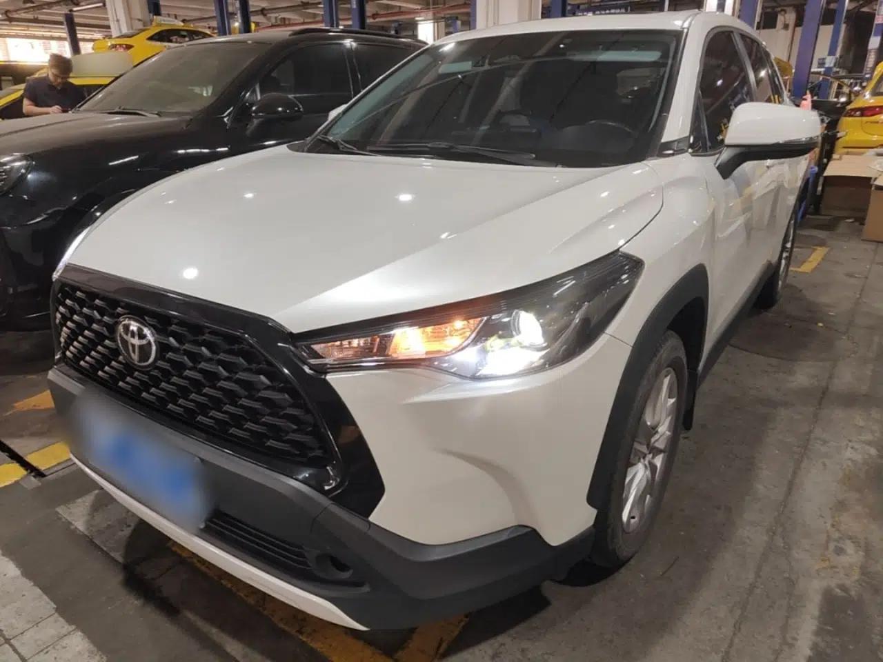 Toyota Corolla Cross 2023 2.0L Elite Edition — миниатюра 1