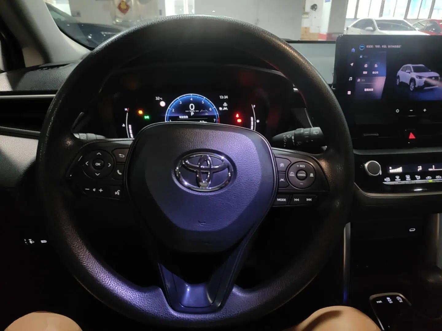 Toyota Corolla Cross 2023 2.0L Elite Edition — миниатюра 13