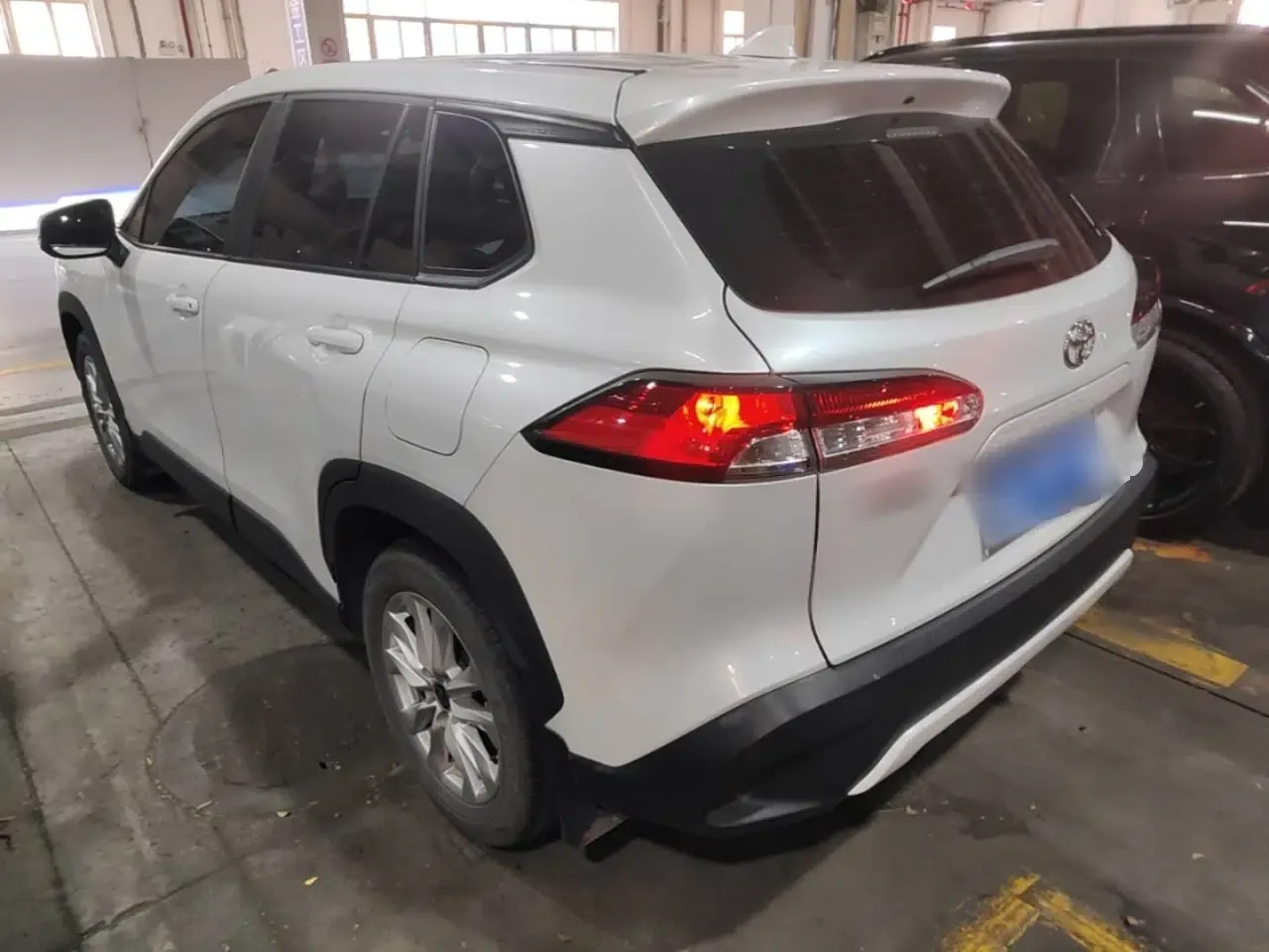 Toyota Corolla Cross 2023 2.0L Elite Edition — миниатюра 4