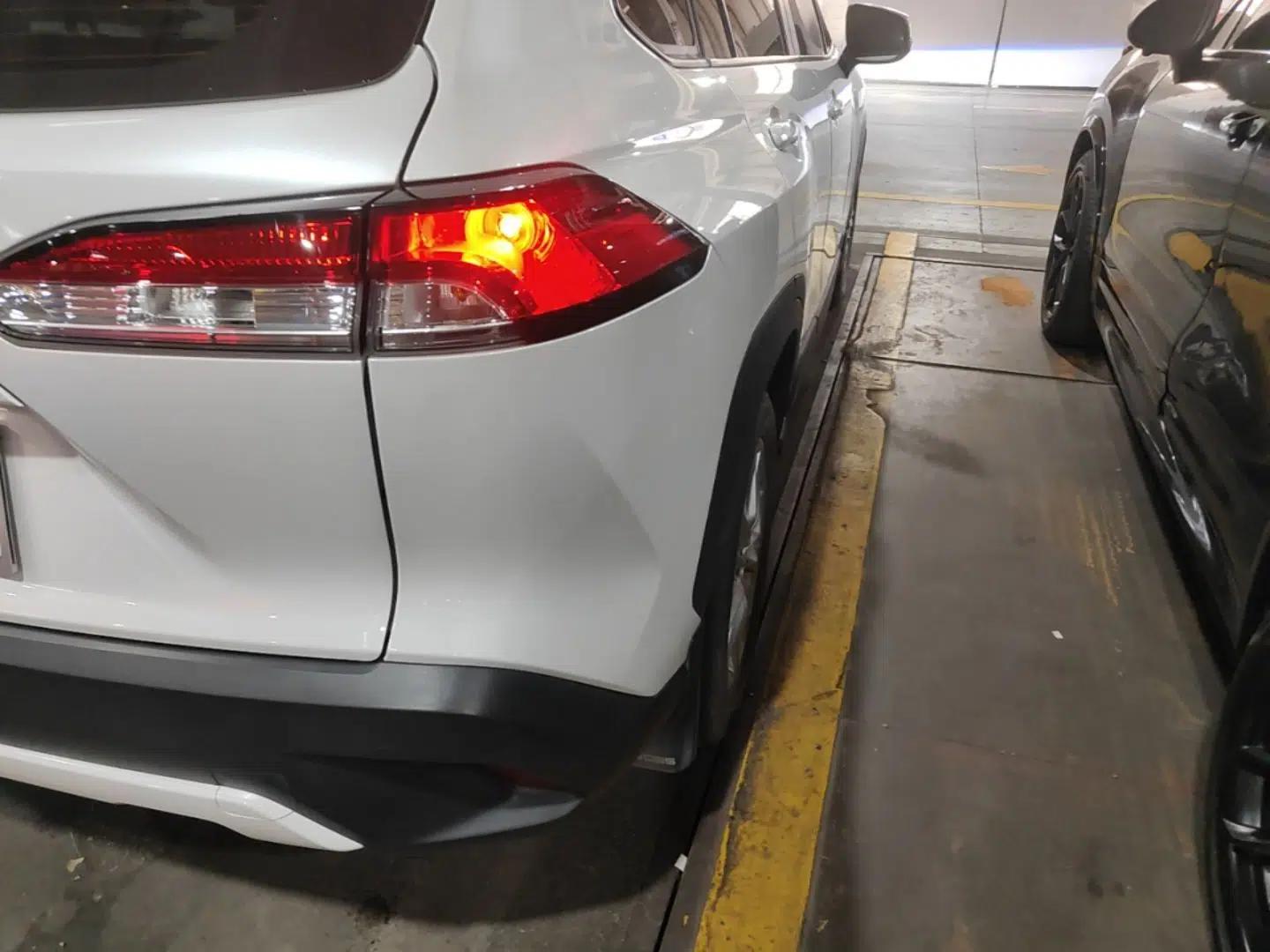 Toyota Corolla Cross 2023 2.0L Elite Edition — миниатюра 9