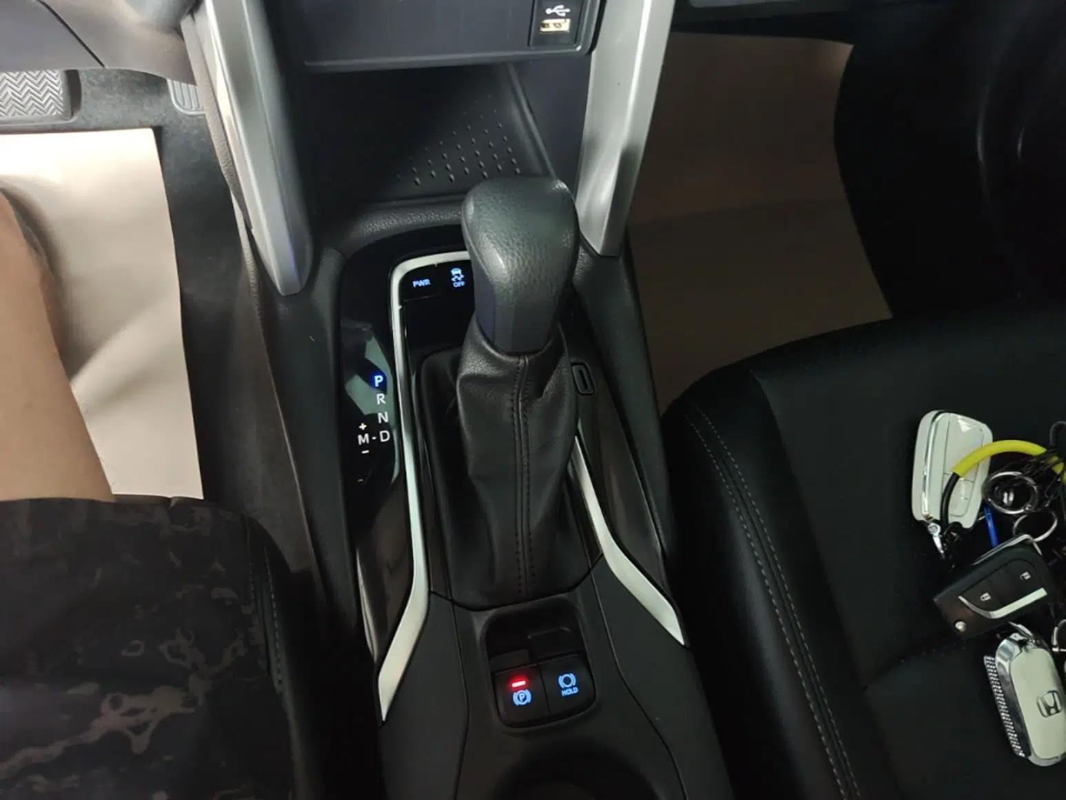 Toyota Corolla Cross 2022 2.0L Luxury Edition — миниатюра 16