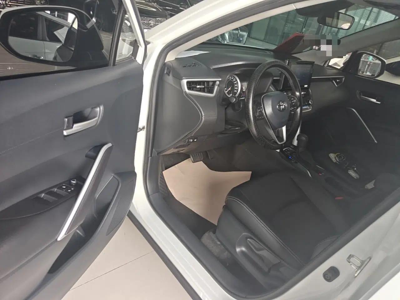 Toyota Corolla Cross 2022 2.0L Luxury Edition — миниатюра 18