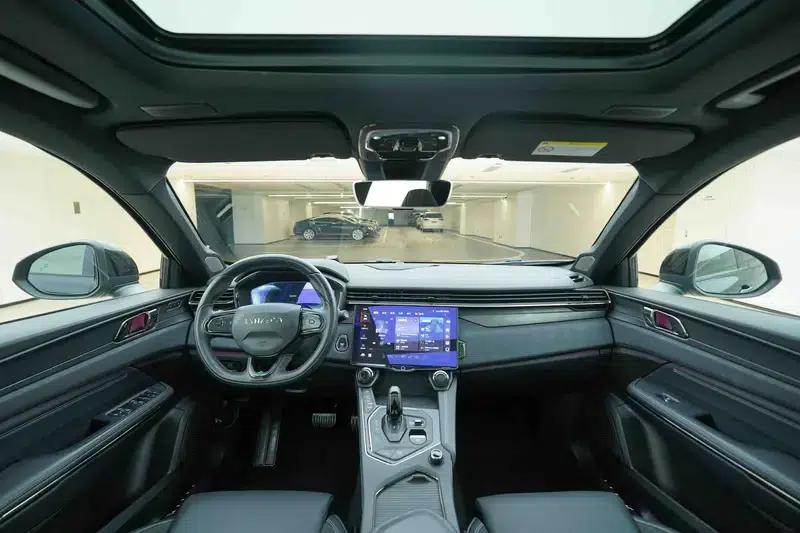 Lynk & Co 01 2021 2.0TD AWD Dark Edition — миниатюра 11
