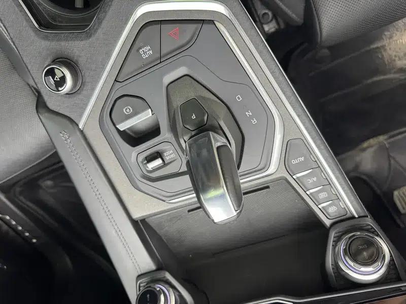 Lynk & Co 01 2021 2.0TD Two-Wheel Drive Pro — миниатюра 19