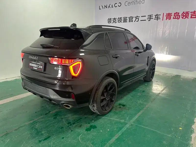 Lynk & Co 01 2021 2.0TD AWD Dark Edition — миниатюра 5
