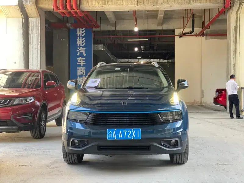Lynk & Co 01 2017 2.0T 2WD Pro Edition — миниатюра 2