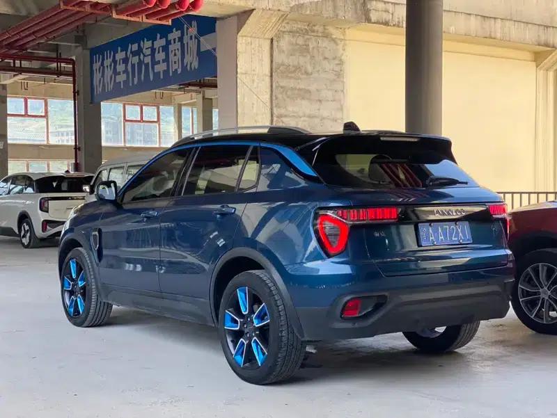 Lynk & Co 01 2017 2.0T 2WD Pro Edition — миниатюра 4