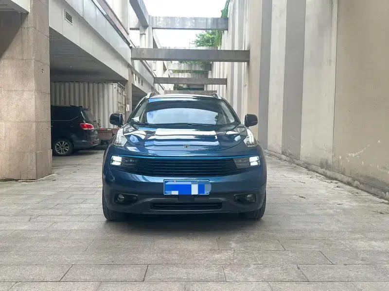 Lynk & Co 01 2017 2.0T 2WD Pro Edition — миниатюра 2