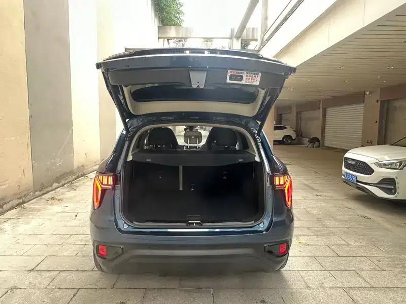 Lynk & Co 01 2017 2.0T 2WD Pro Edition — миниатюра 5