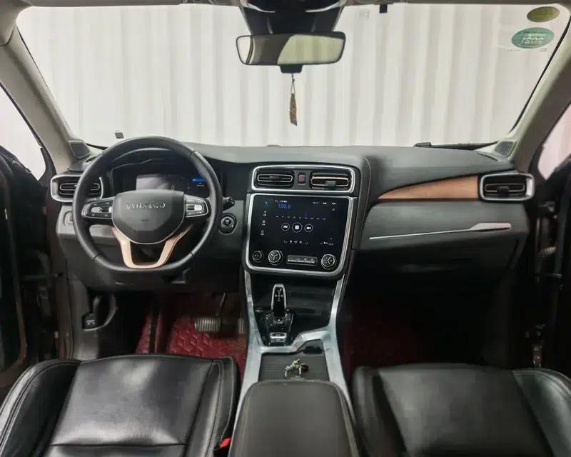 Lynk & Co 01 2017 2.0T 2WD Pro Edition — миниатюра 14