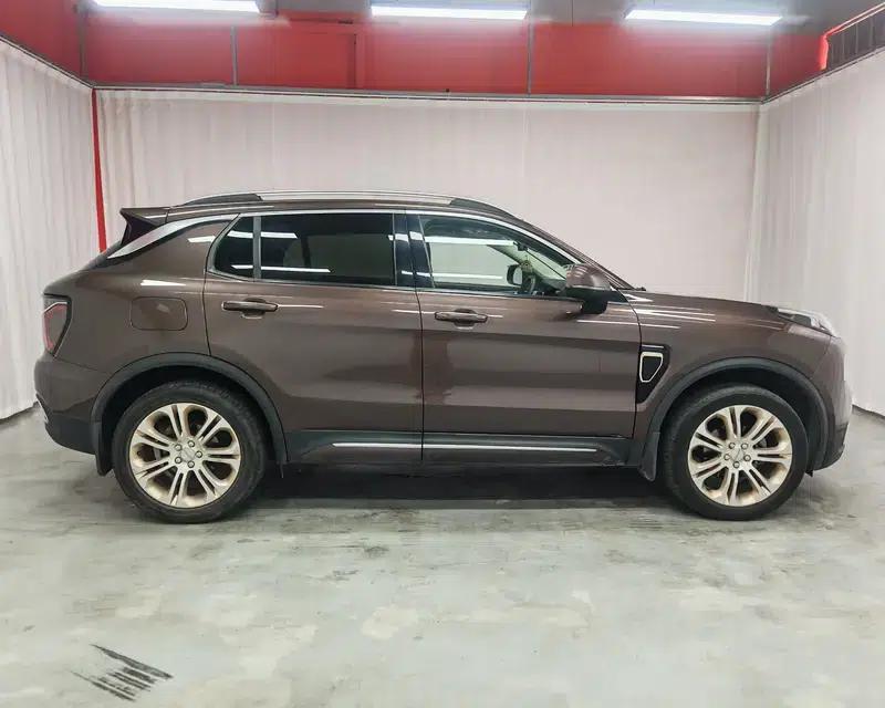 Lynk & Co 01 2017 2.0T 2WD Pro Edition — миниатюра 8