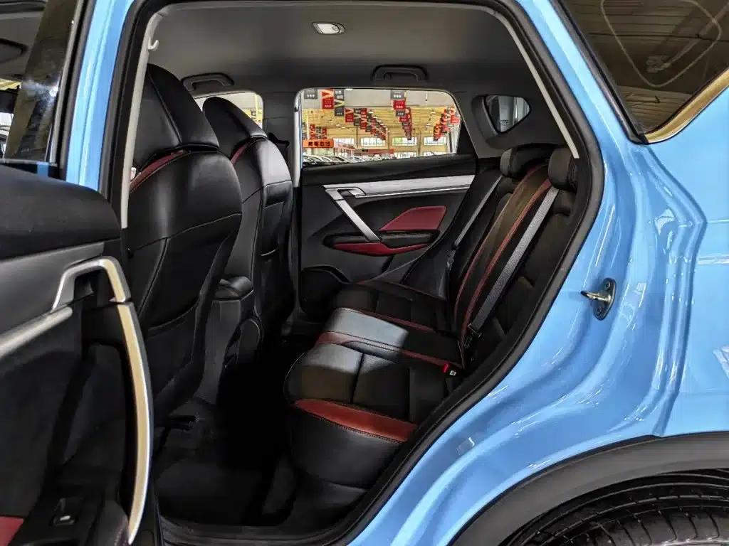 Geely Binyue 2021 1.4T Manual Gold Edition — миниатюра 4