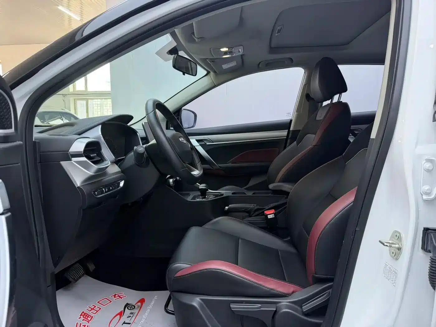 Geely Binyue 2021 1.4T DCT Platinum Edition — миниатюра 7