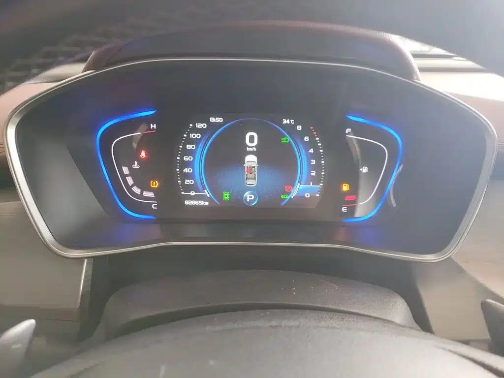 Geely Binyue 2019 Sport 260T DCT Battle (National V Emission Standard) — миниатюра 12