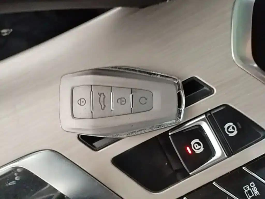 Geely Binyue 2019 Sport 260T DCT Battle (National V Emission Standard) — миниатюра 9