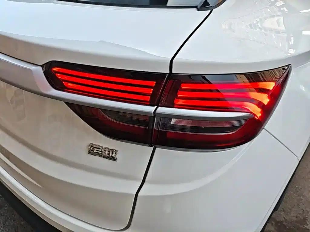 Geely Binyue 2020 Facelift 240T DCT Hunter — миниатюра 8