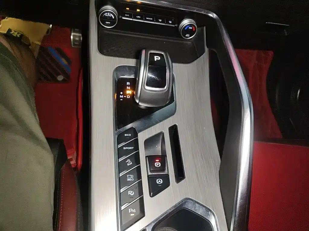 Geely Binyue 2019 Sport 260T DCT Battle (China VI Emission Standard) — миниатюра 12
