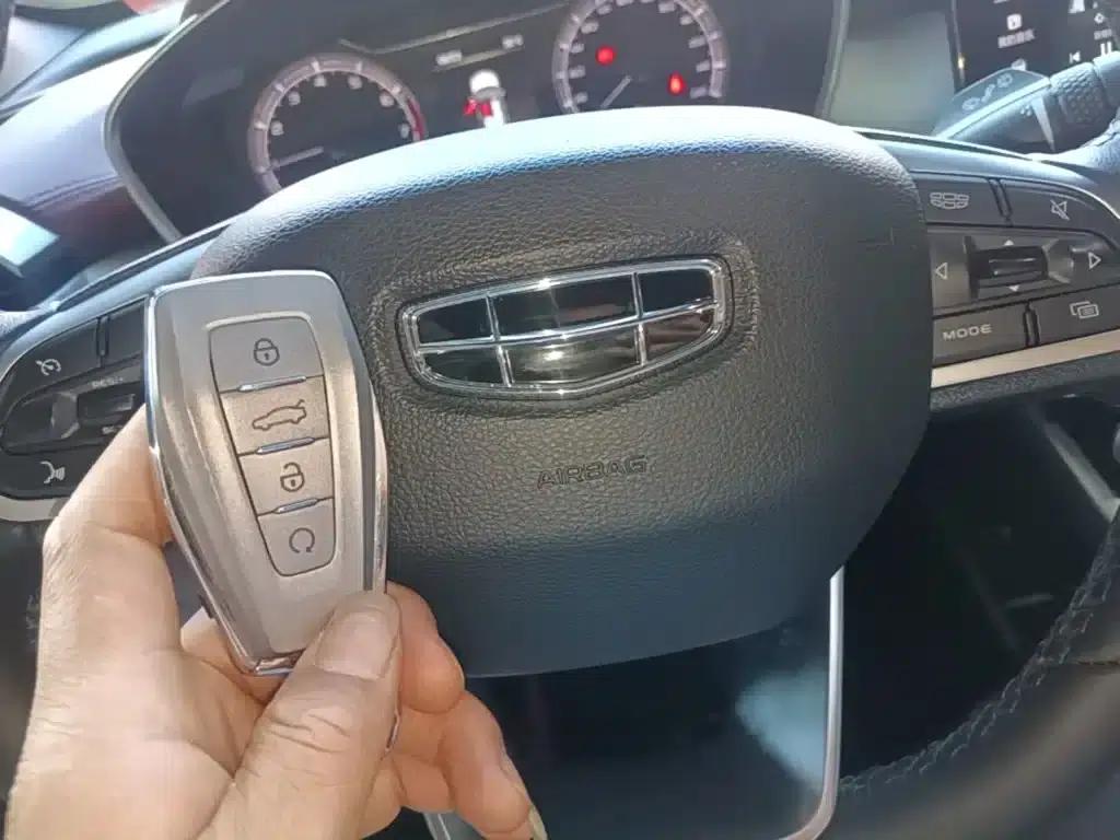 Geely Binyue 2020 PRO 260T DCT Knight — миниатюра 9