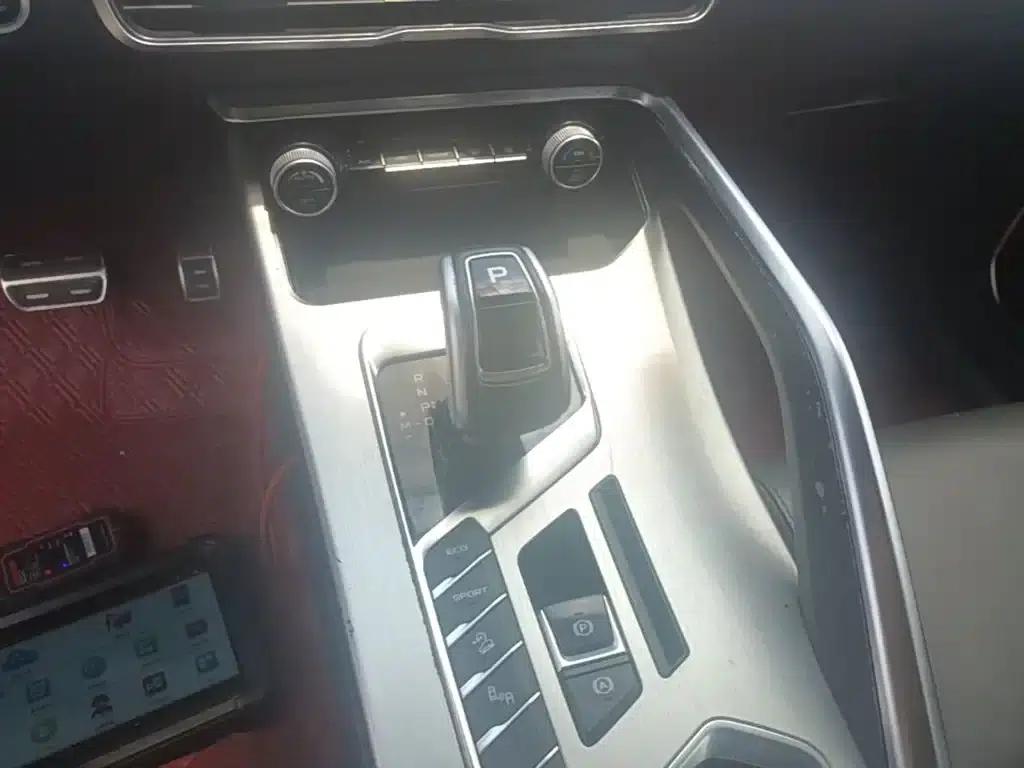 Geely Binyue 2020 PRO 260T DCT Knight — миниатюра 10