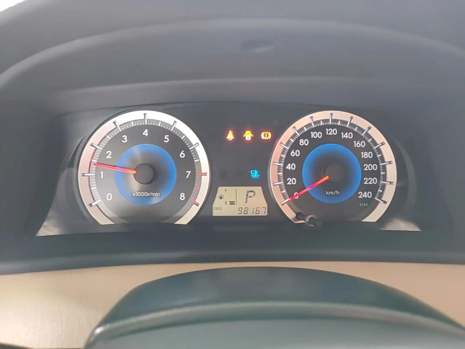 Toyota Corolla EX 2013 1.6L Automatic Luxury Edition — миниатюра 14
