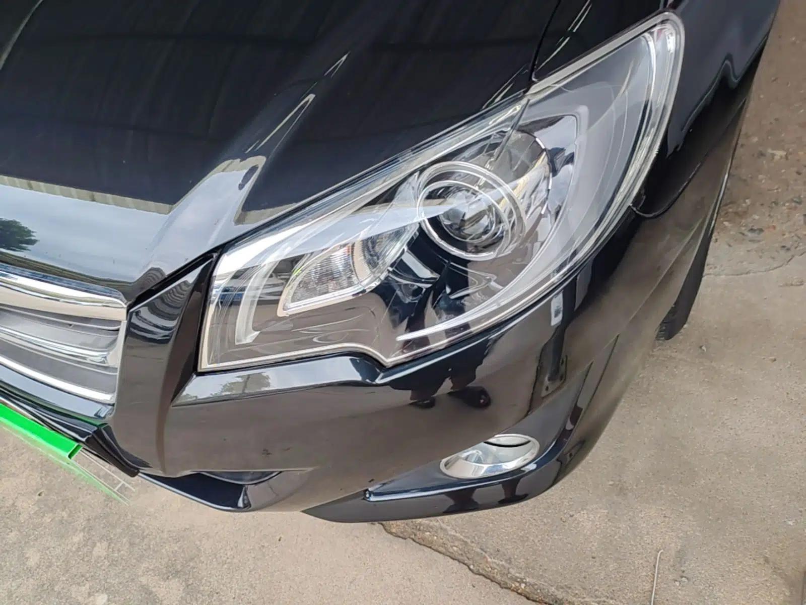 Toyota Corolla EX 2013 1.6L Automatic Luxury Edition — миниатюра 8