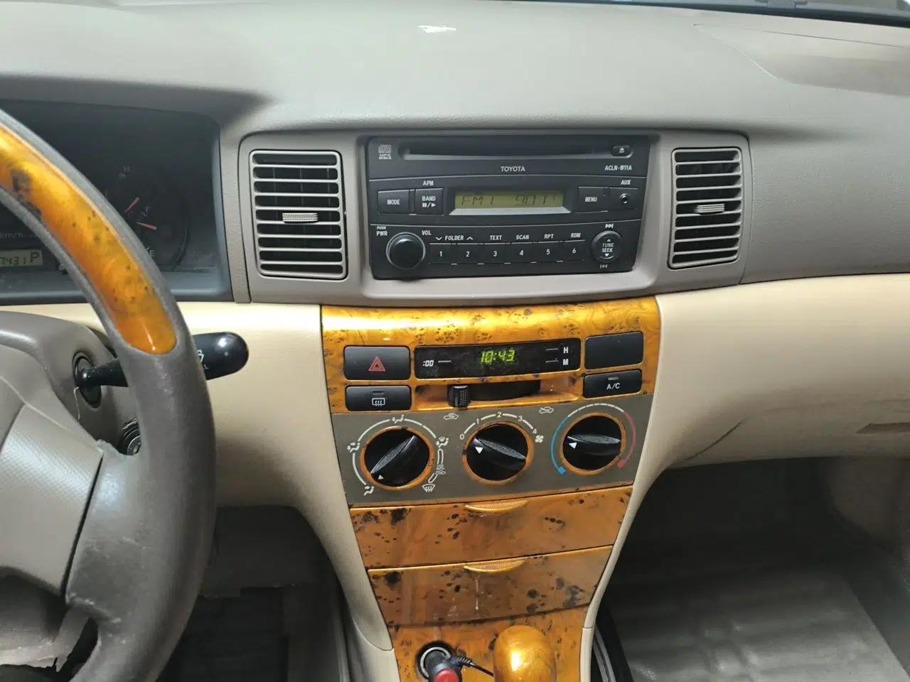 Toyota Corolla EX 2011 1.6L Automatic Classic Edition — миниатюра 13