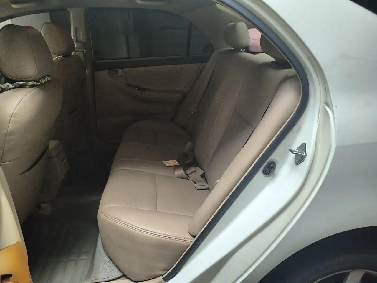 Toyota Corolla EX 2011 1.6L Automatic Classic Edition — миниатюра 17
