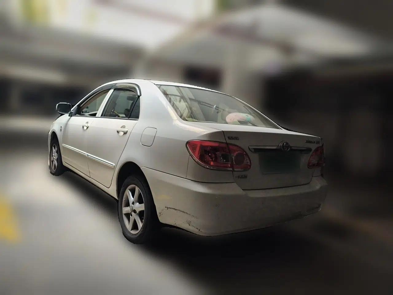Toyota Corolla EX 2011 1.6L Automatic Classic Edition — миниатюра 4