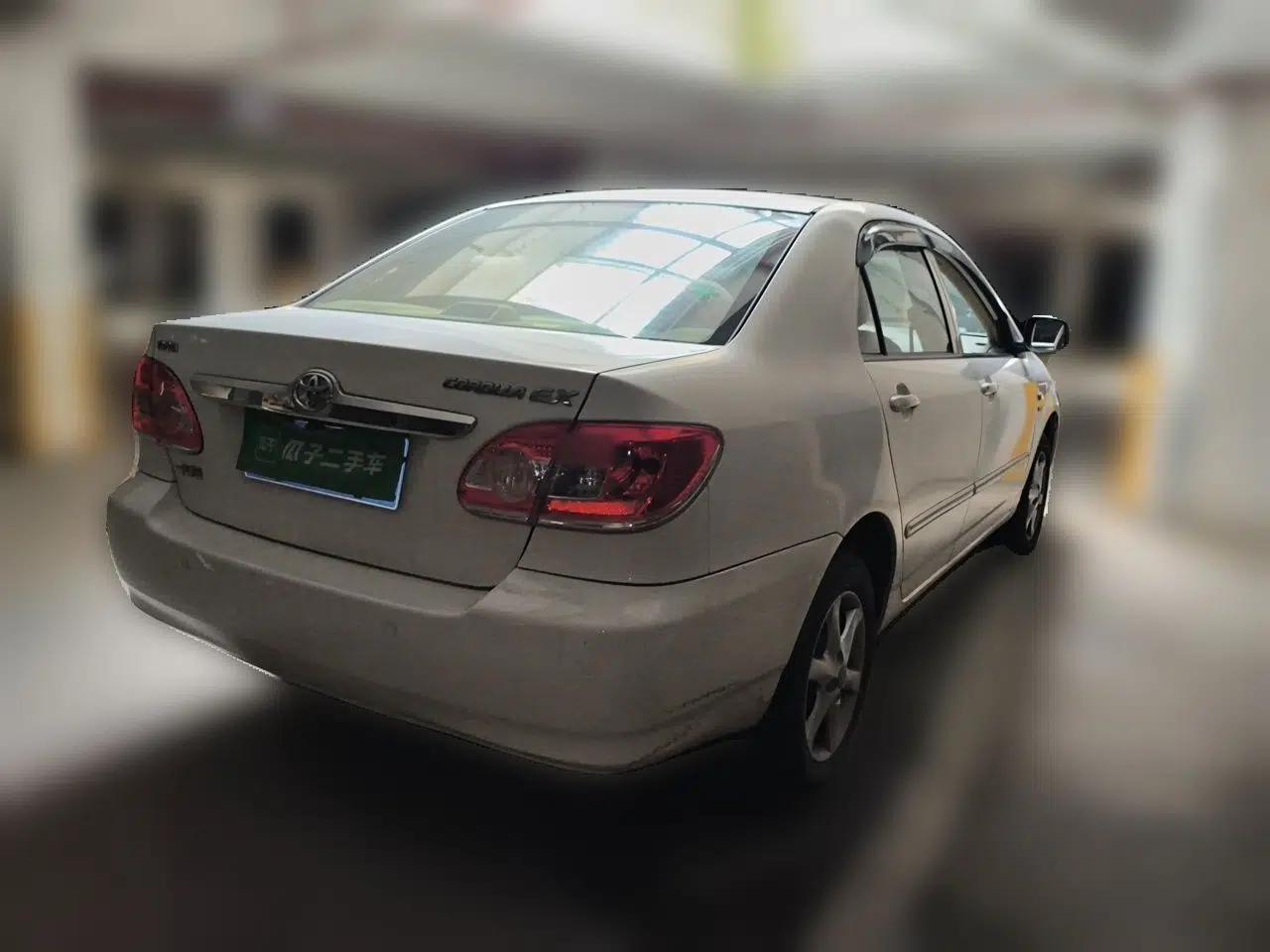 Toyota Corolla EX 2011 1.6L Automatic Classic Edition — миниатюра 6