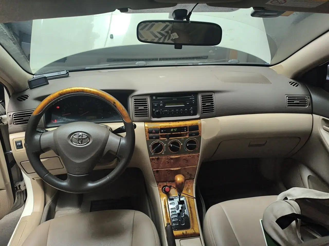Toyota Corolla EX 2011 1.6L Automatic Classic Edition — миниатюра 9